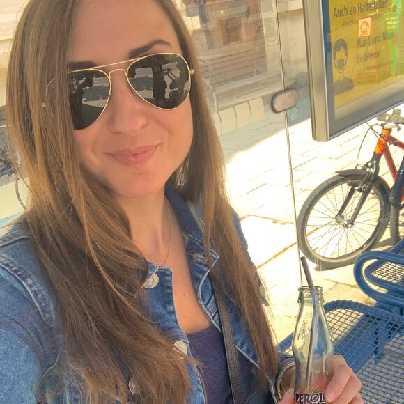 Sarah's Selections - Picture 1 of 1